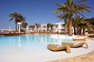 Destino Ibiza Sandbeds 1