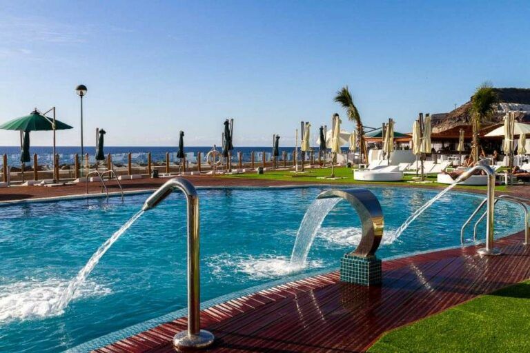 Amadores Beach Club