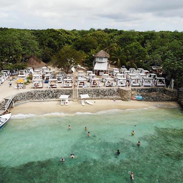Bora Bora Beach Club Cartagena 【Make Your Reservation】2023 | Sandbeds