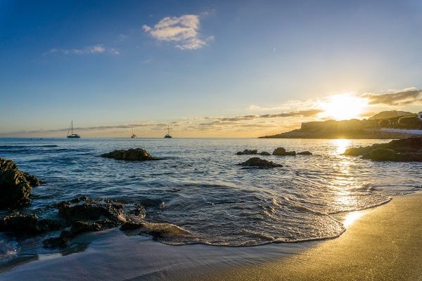 beach clubs en islas baleares baleares