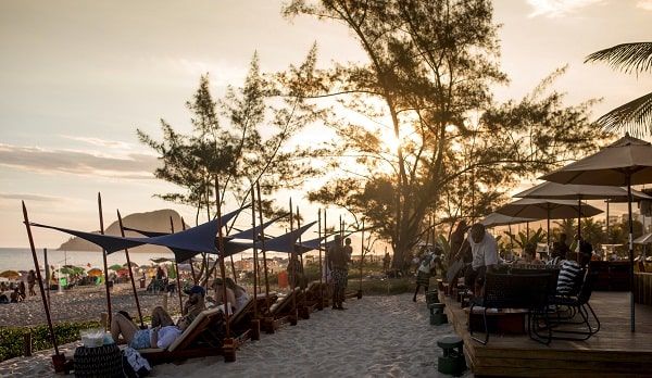 Le bar - Picture of Classico Beach Club Urca, Rio de Janeiro