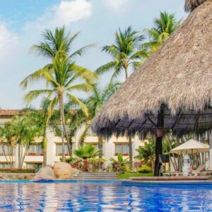 Plaza Pelicanos Club Beach Resort