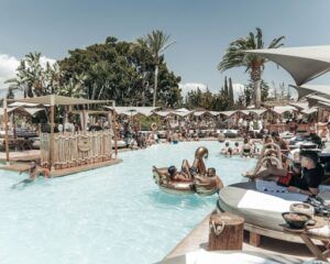 Nao Pool Club Marbella 1 Sandbeds