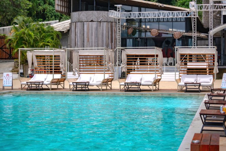 Beach Clubs para Comer en Phuket