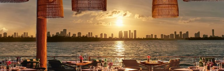 Beach clubs con day pass en Miami