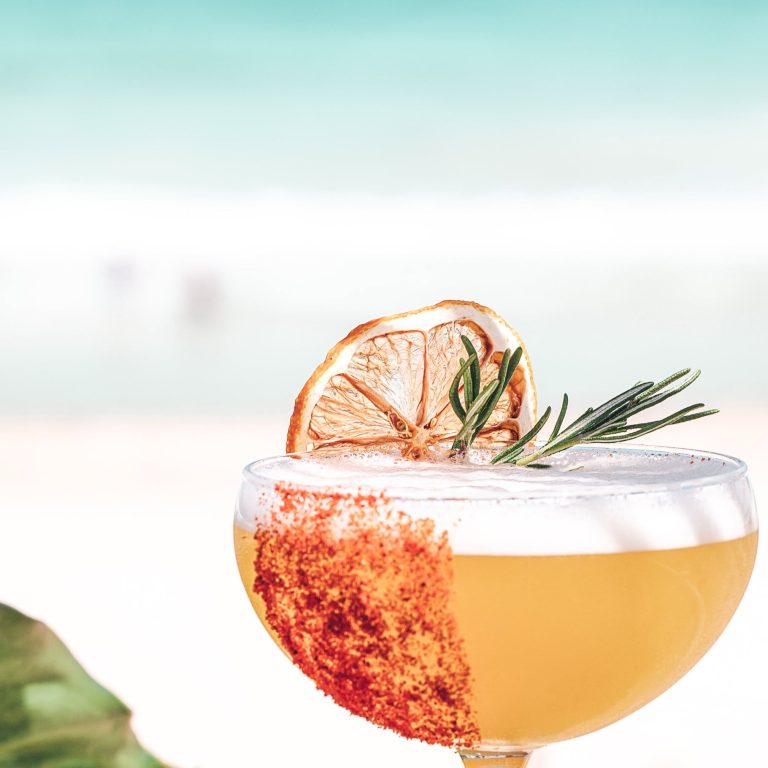 Coco's Beach Club Cancun