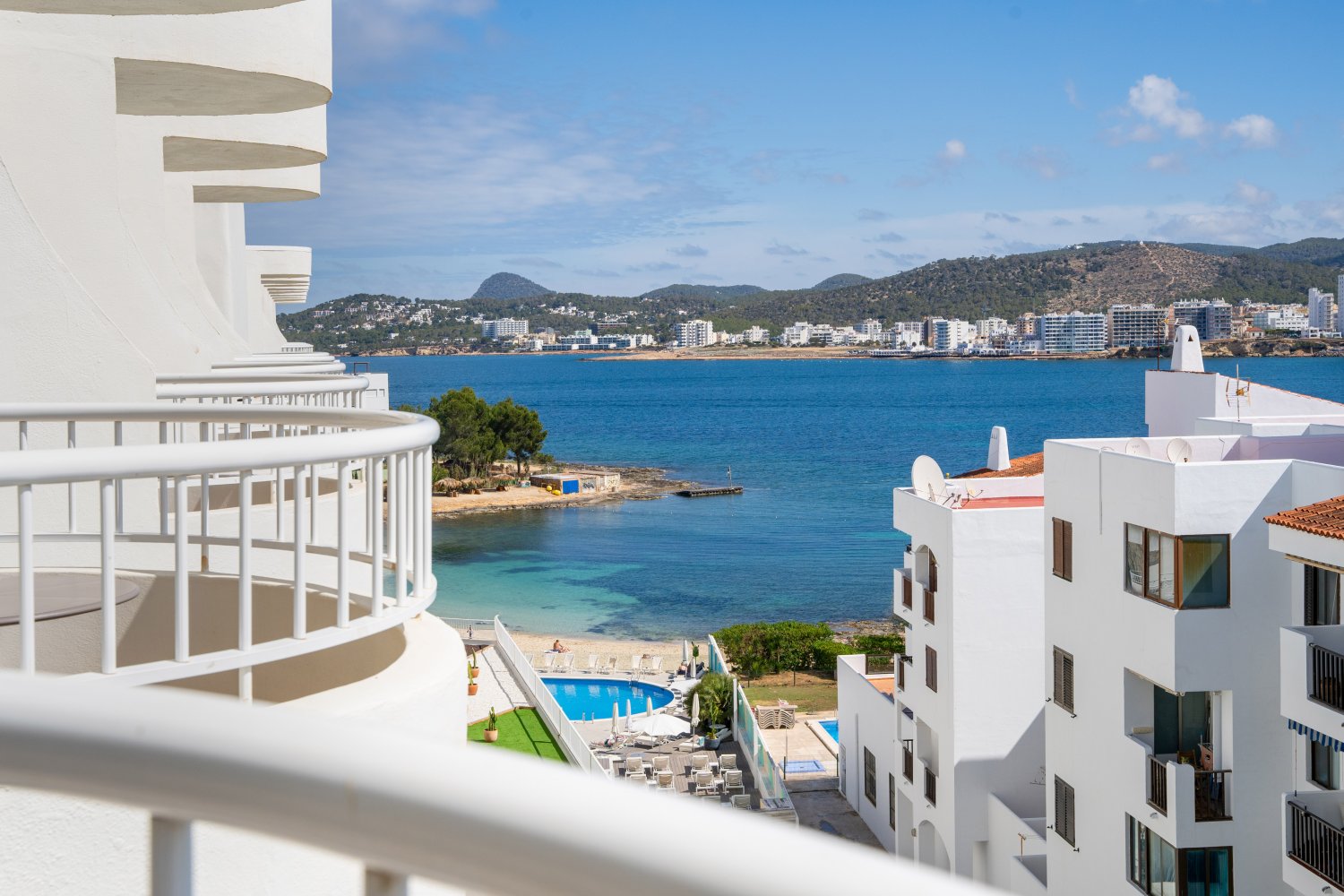 INNSiDE by Meliá Ibiza Beach day pass