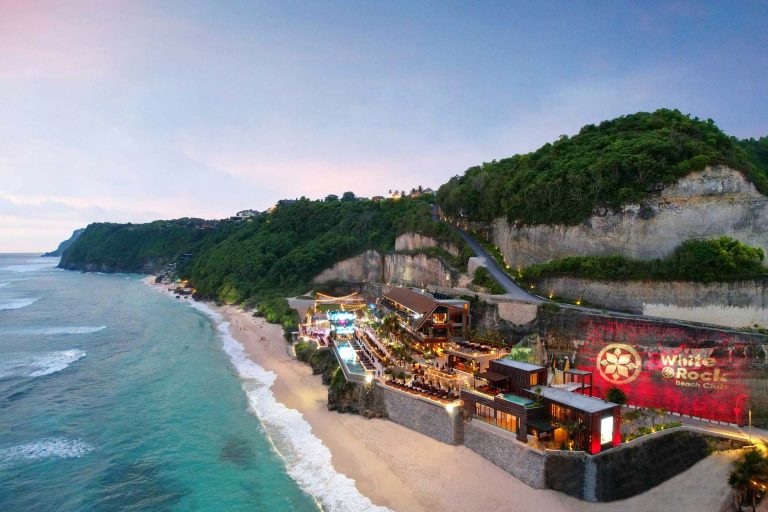 Beach Clubs con DJ en Uluwatu