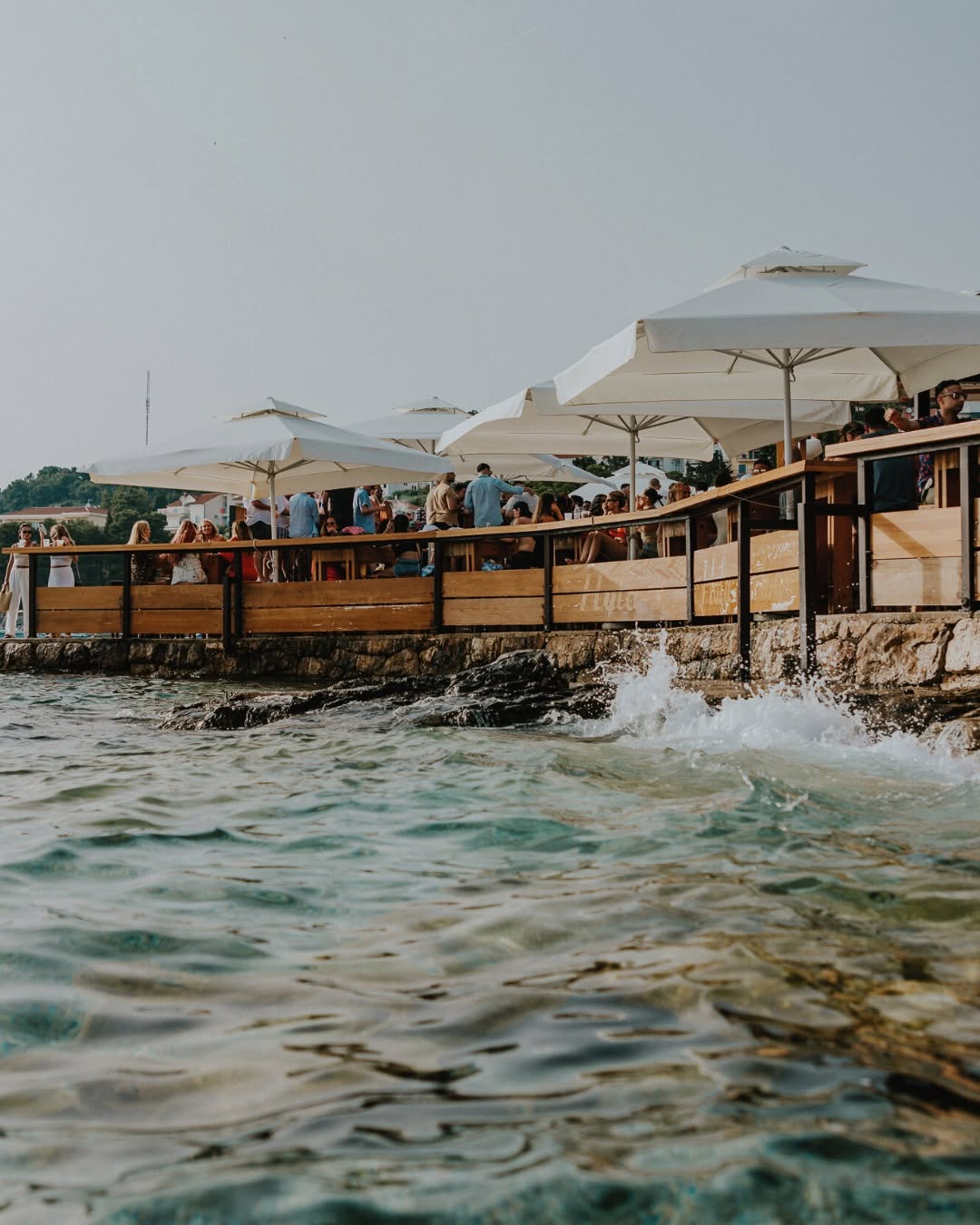 Hula hula Beach & Bar