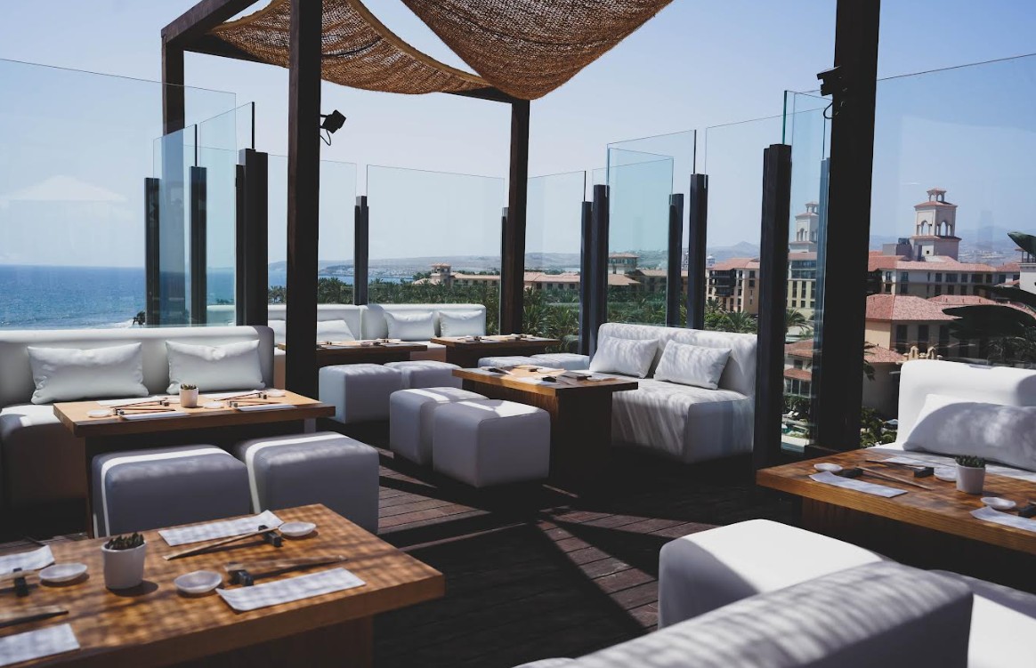 Hotel Faro, a Lopesan Collection Hotel day pass