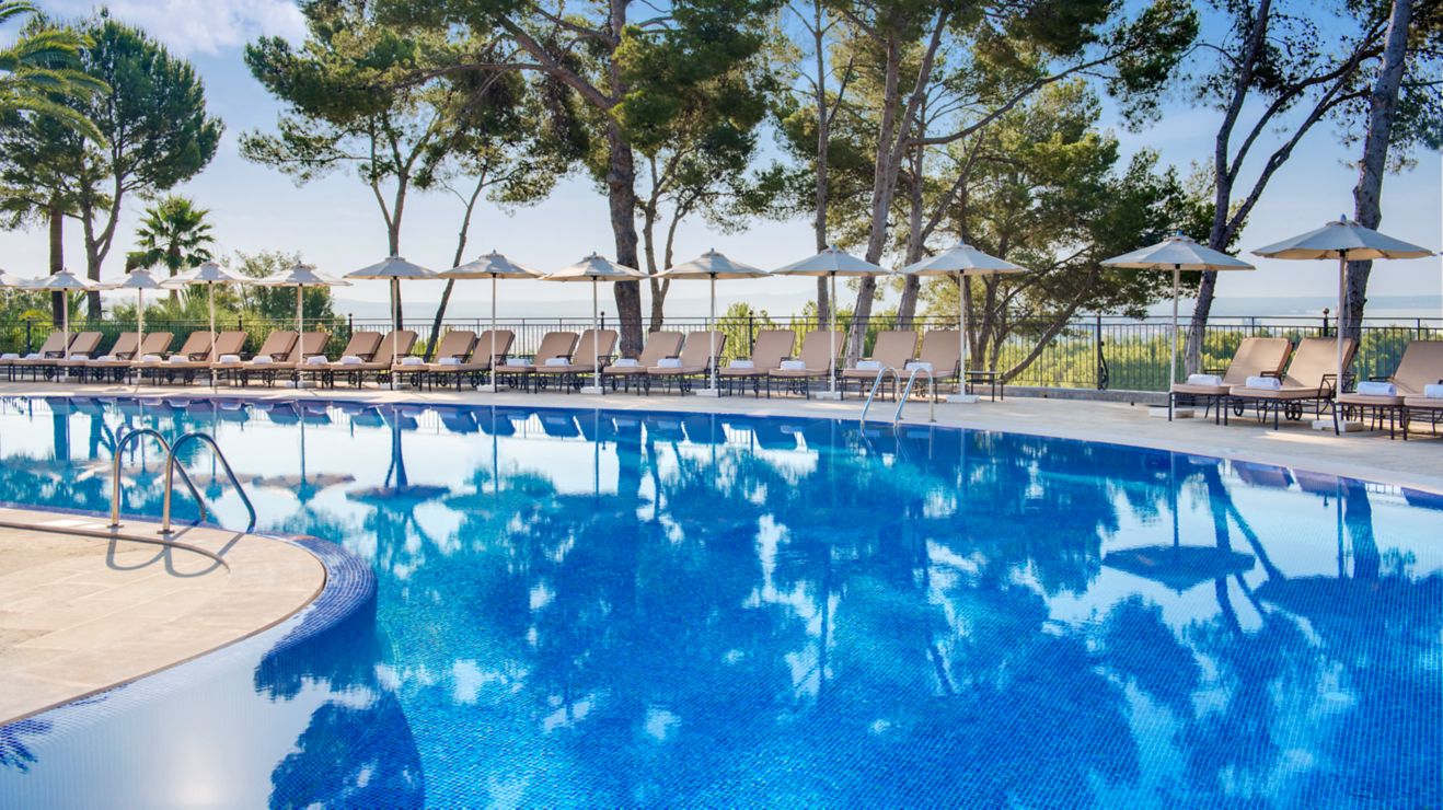 Castillo Hotel Son Vida day pass