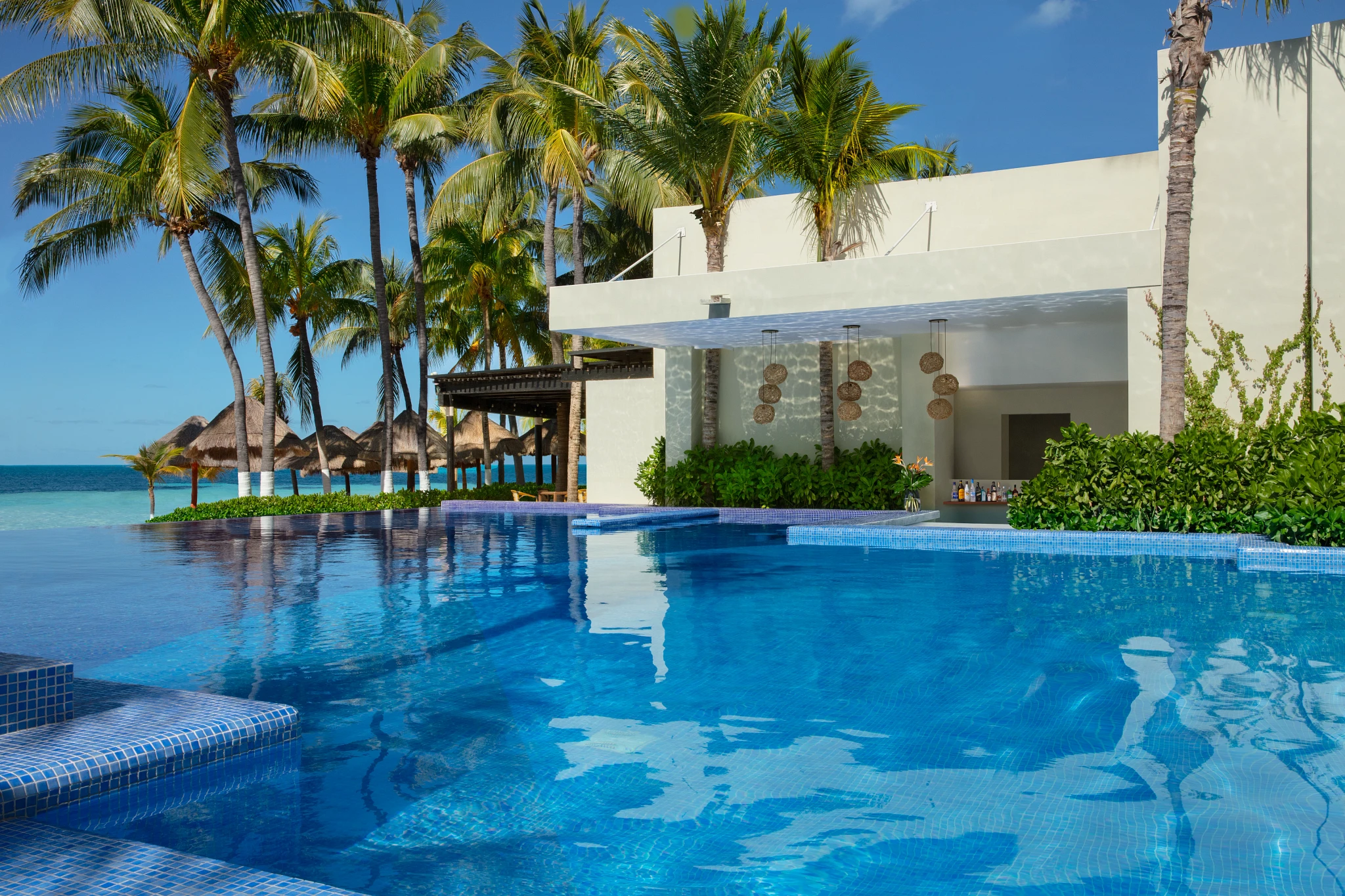 Dreams Sands Cancún Resort & Spa day pass