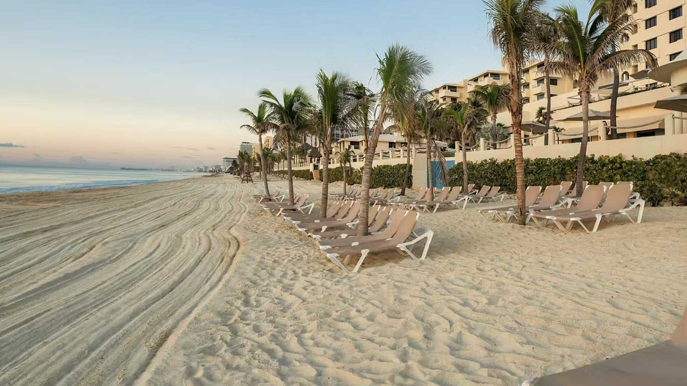 Occidental Tucancún day pass