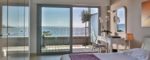 Royal Beach, beach club en Antibes, Costa Azul