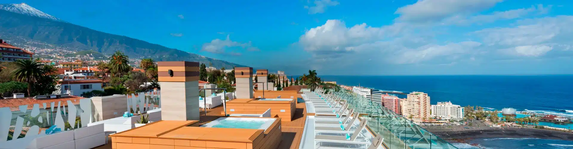 Vértigo Pool Club & Lounge en el Atlantic Mirage, Puerto de la Cruz